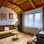 Grandhotel Tatra מלון Velké Karlovice