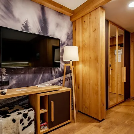 Grandhotel Tatra 4* Velké Karlovice