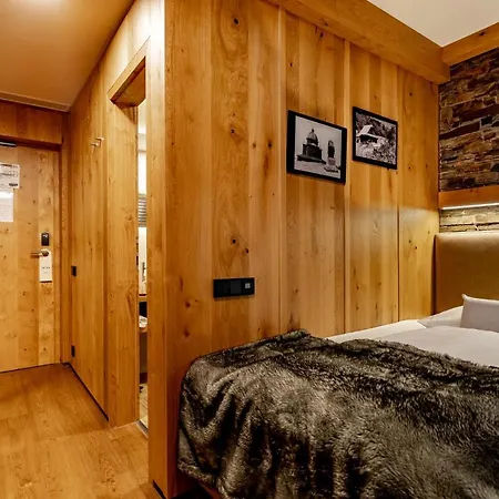 Grandhotel Tatra Ξενοδοχείο 4*