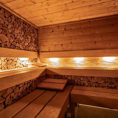 Grandhotel Tatra 4* Velké Karlovice