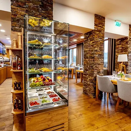 Hotel Grandhotel Tatra 4*