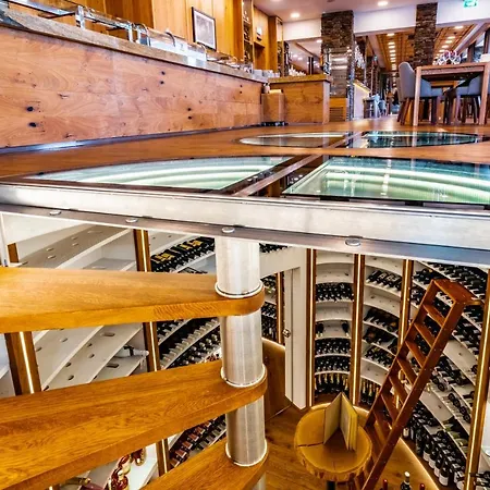 Grandhotel Tatra Velké Karlovice